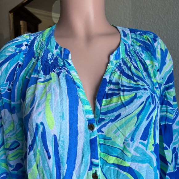 Lilly Pulitzer Blue and Green Blouse - Picture 2 of 7